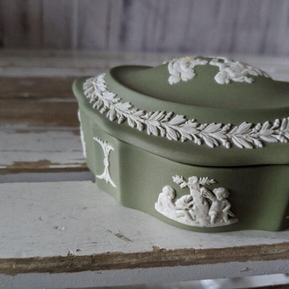Wedgwood fluted dome green lidded bowl trinket‎ che - Picture 5 of 11